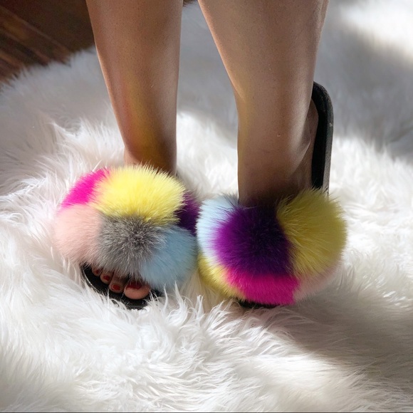Shoes - 💕Only 1 left💕🛍Luxury 100% Fox fur Slides.🛍
